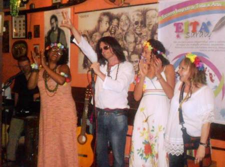 RK201401EitaPazEAmorExpress-03