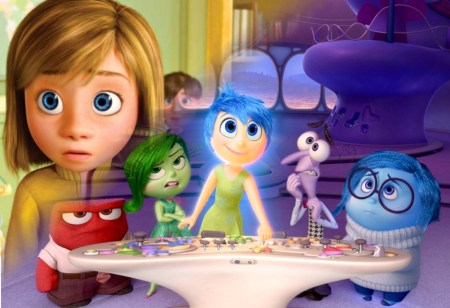 ADivertidaMenteDaGarotinhaTriste-02